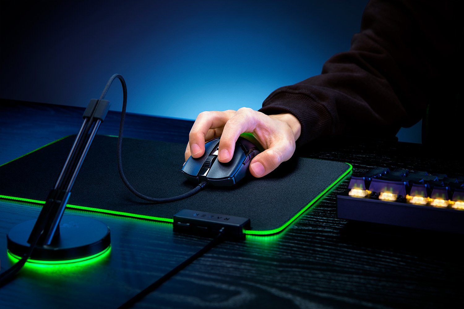 RAZER COBRA GAMING MOUSE thumbnail 6